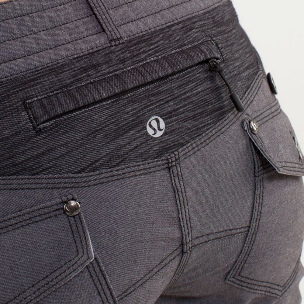 Lululemon Ride On Short, Size 4 / Small - Picture 6 of 8